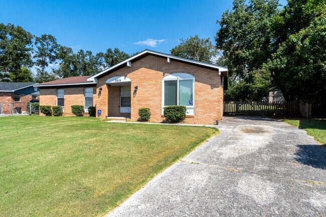 Foto del edificio - 3519 Goldfinch Drive - Near Fort Gordon