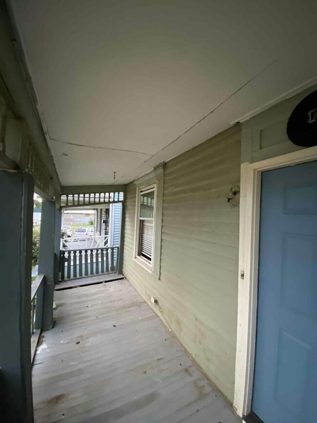 Building Photo - 634 Northrup Ave