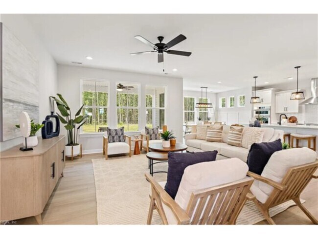 Building Photo - 5 Bedroom 3 Bathroom for rent