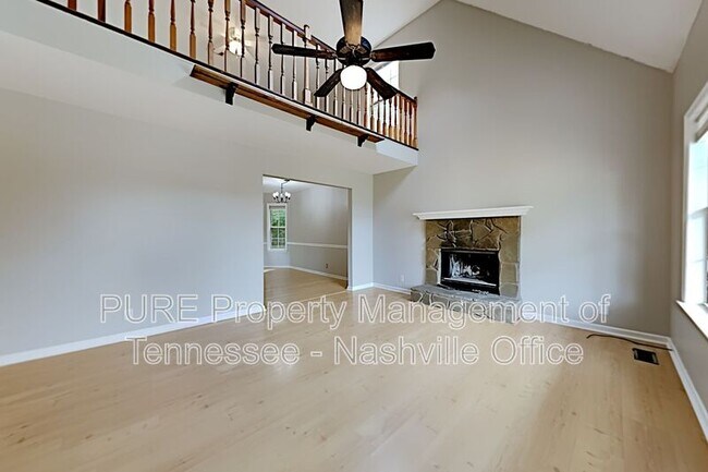 Foto del edificio - 5017 Trailwater Dr