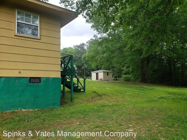Building Photo - 3 br, 1 bath House - 1099 Mitchell Street