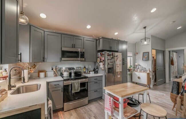 Foto del edificio - 530 Missouri Ave S