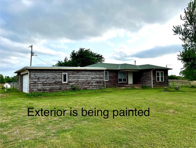 Building Photo - 8901 Rolling Meadows Dr