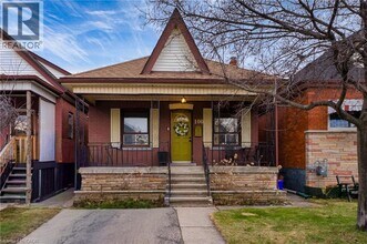 Building Photo - 100 Huxley Ave N