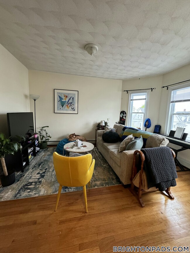 Building Photo - 40 Litchfield St