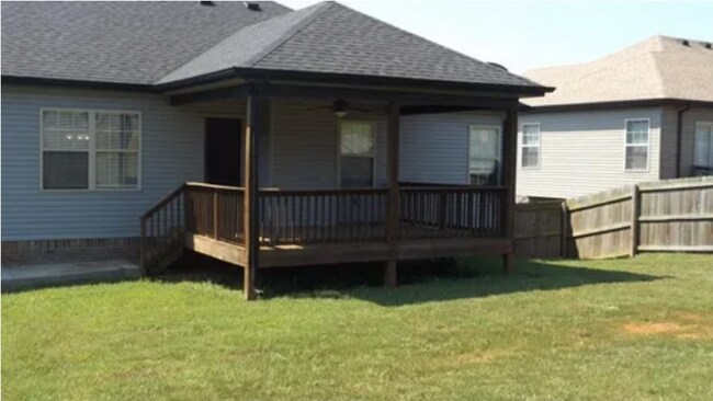 Foto del edificio - 1109 Stillwood Dr