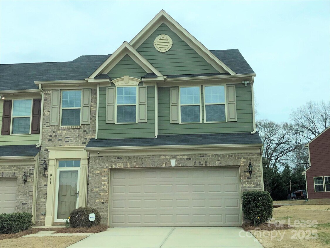 Foto principal - 1913 Fleetwood Dr