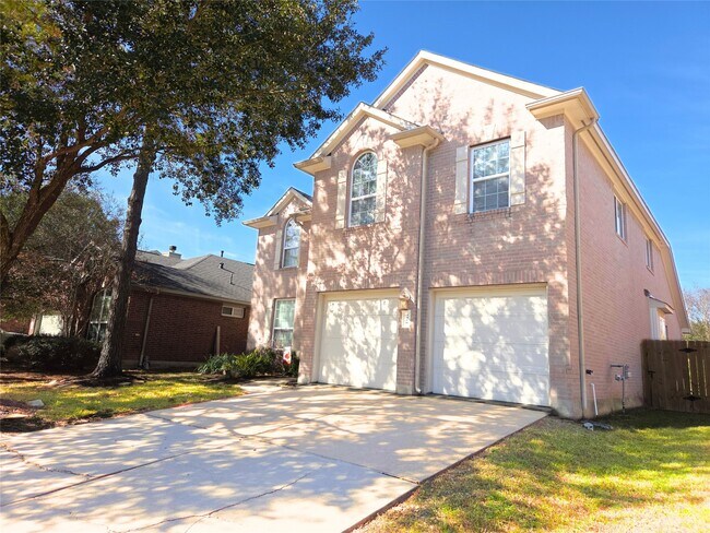 Foto del edificio - 4419 Wellington Grove Ln