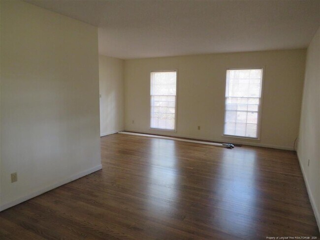 Foto del edificio - 7133 Hallstead Cir