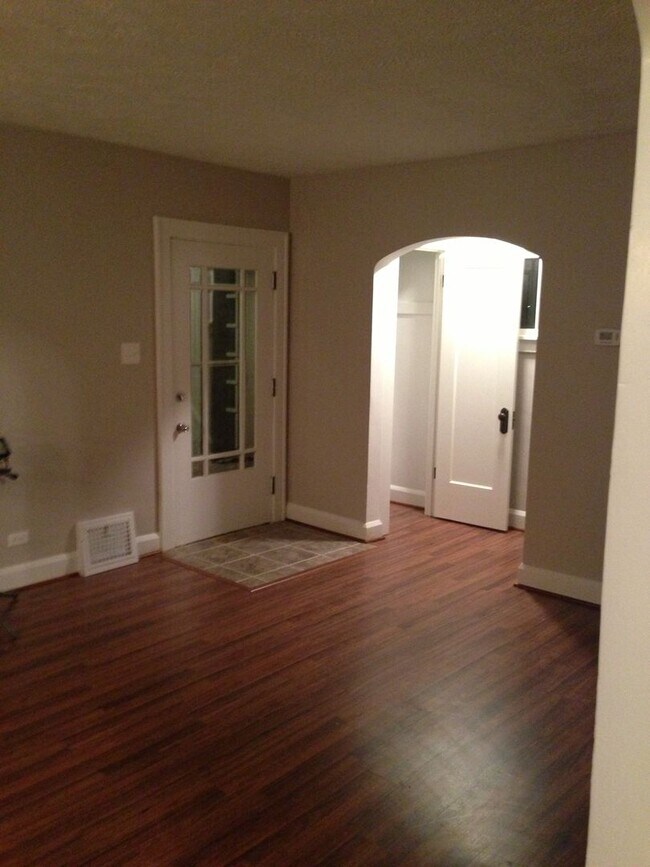 Foto del edificio - Large 4BR Plain Local Home for Rent