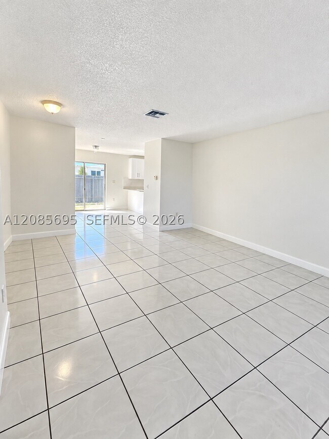 Foto del edificio - 15848 SW 299th Terrace