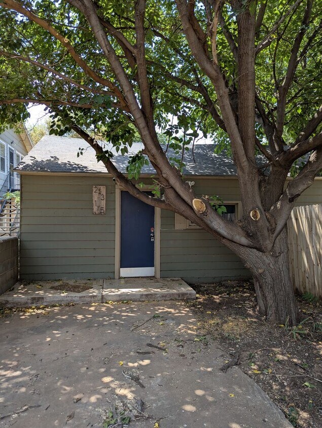 Foto principal - 2315 13th St