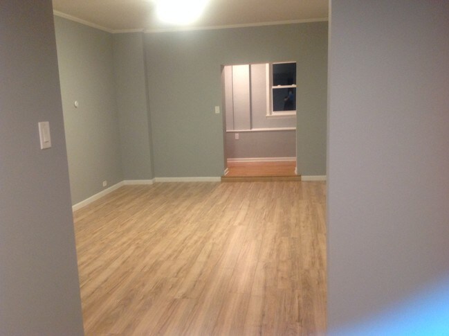 Foto del edificio - 66 Huber Pl