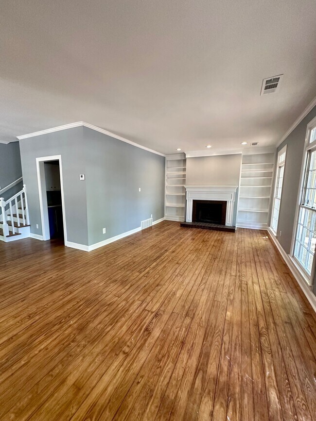 Foto del edificio - 1994 Peabody Ave