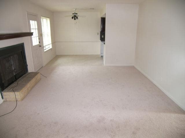 Building Photo - 10108 Woodland Village Dr