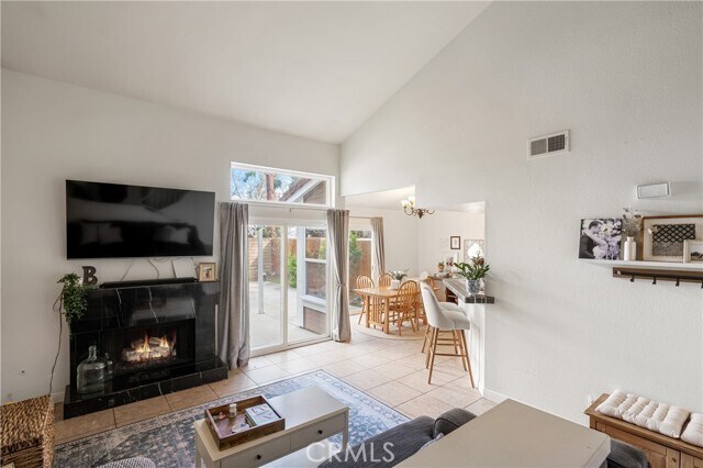 Foto del edificio - 1246 Hidden Creek Rd