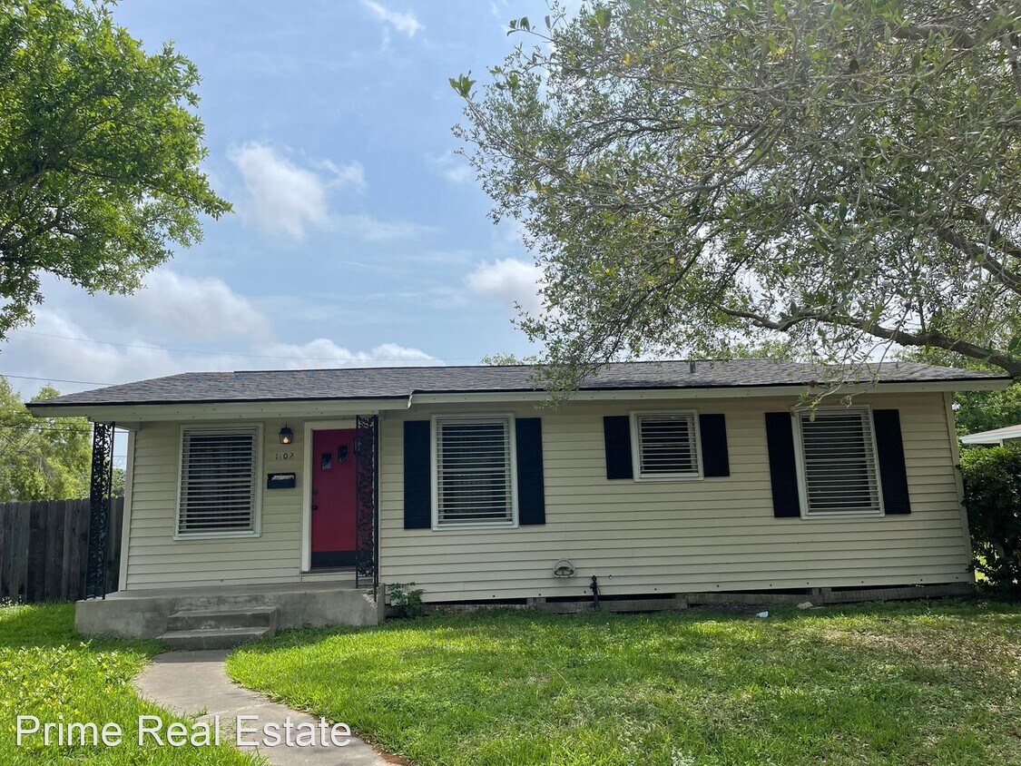 Primary Photo - 2 br, 1 bath House - 1102 Zarsky Dr