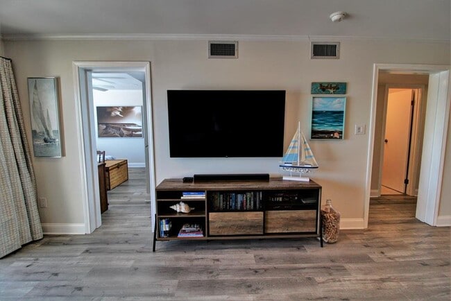 Photo - Fully Furnished: Queen's Grant Ocean Front... Apartment