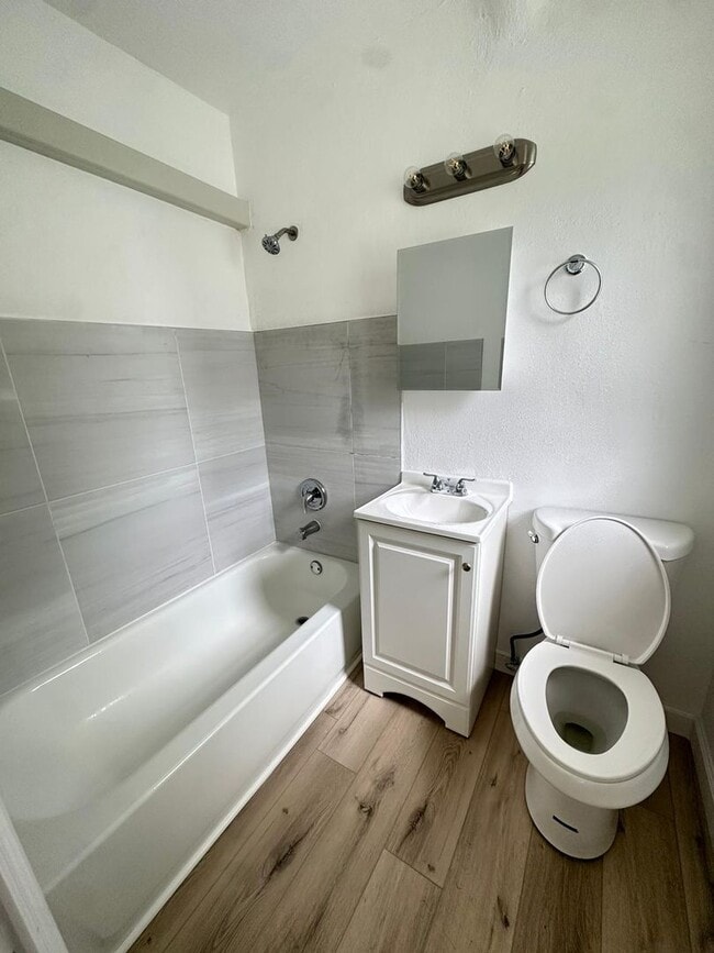 Foto del edificio - LC 07:129 SW 5th CT