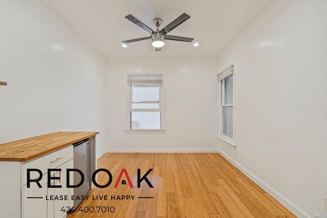 Foto del edificio - ~2 Months FREE~ Cozy Bachelor with Beautif...