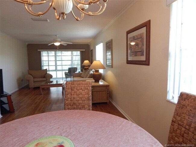 Foto del edificio - 2600 SE Ocean Blvd