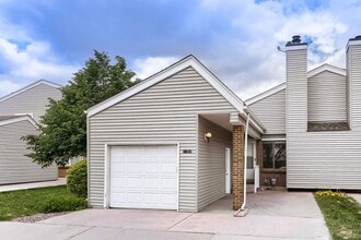 Building Photo - 11909 Monroe Way