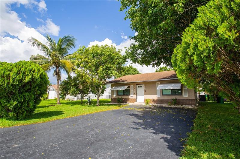 9705 NW 70th St, Tamarac, FL 33321 House Rental in Tamarac, FL
