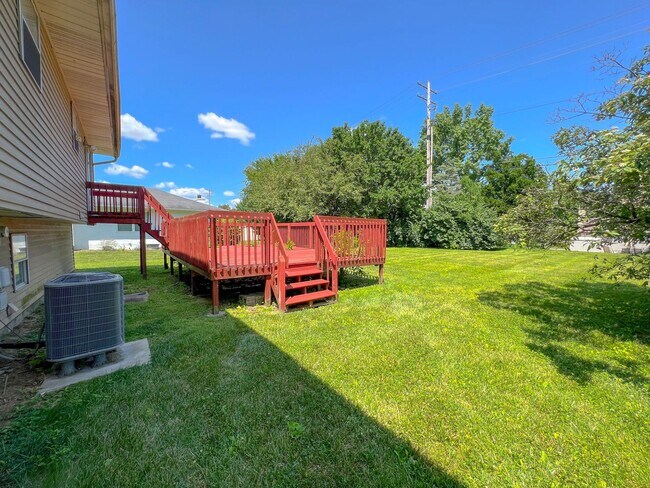 Building Photo - Impeccable Reynoldsburg Schools Rental Hom...