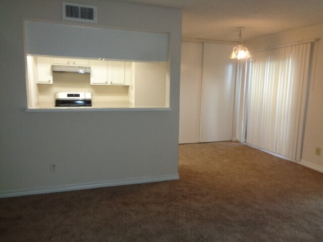 Building Photo - 5644 Birchmont Dr