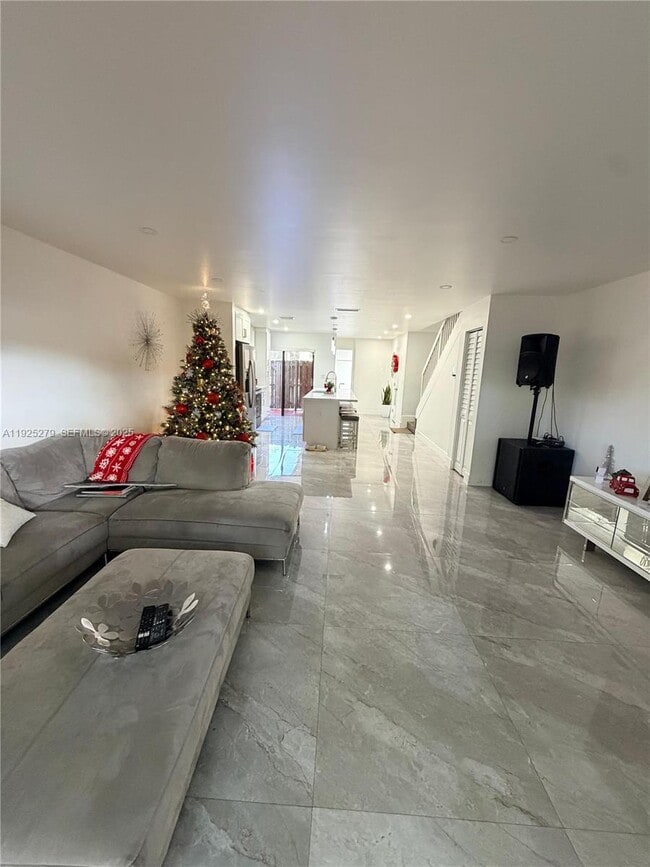 Building Photo - 14261 SW 94th Cir Ln