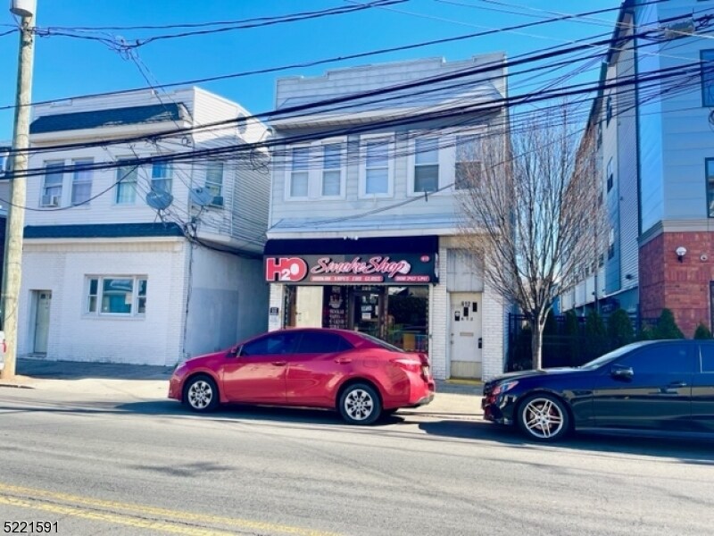 Primary Photo - 612 S Broad St