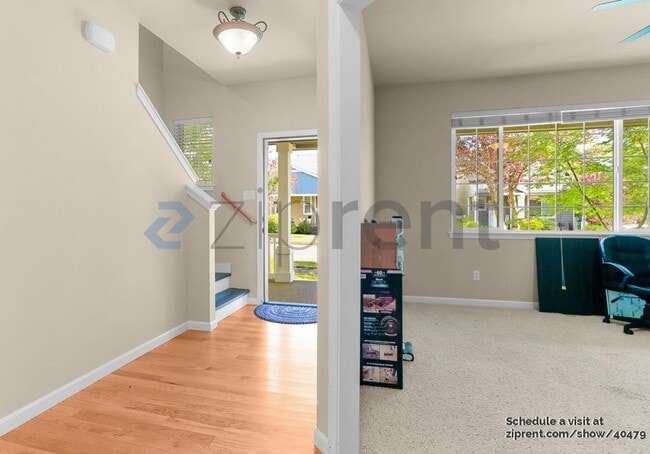 Building Photo - 7625 Kodiak Ave NE
