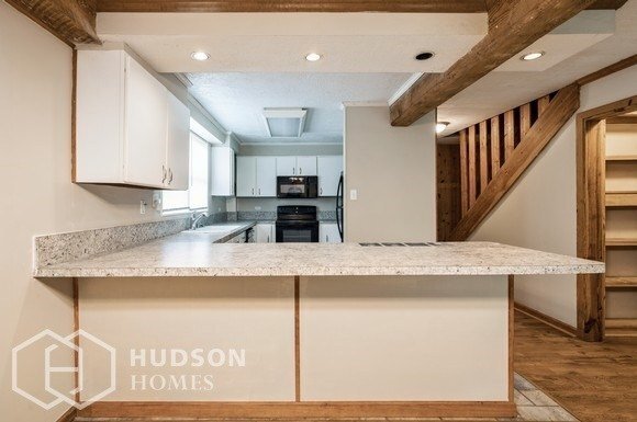 Foto del edificio - NOW AVAILABLE! 2350 Halperns Way, Middlebu...