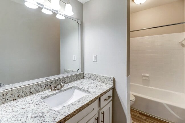 Building Photo - The Brentwood