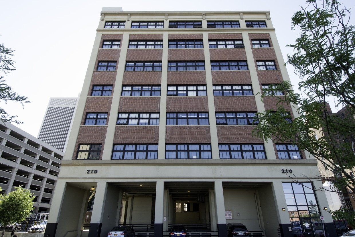 Foto principal - Historic Warehouse Lofts