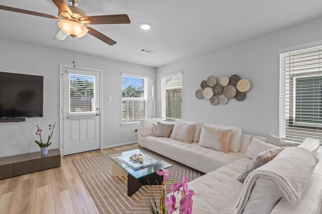 Foto del edificio - 18807 Glenwood Chase Ct