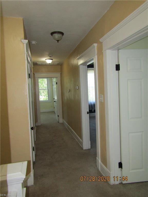 Building Photo - 2622 Chesterfield Blvd