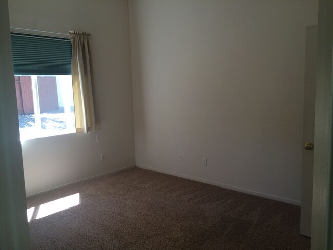 Foto del edificio - 2-Bedroom + Office, 2-bath, 2-car garage H...