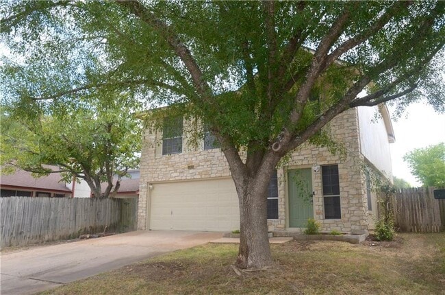 Building Photo - 13903 Lothian Dr