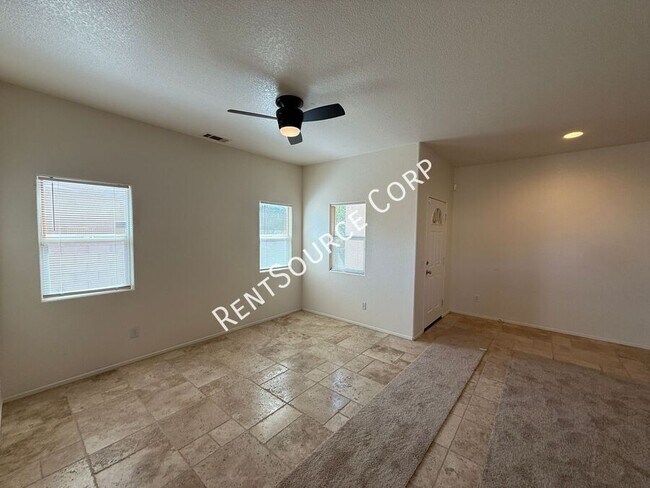Foto del edificio - 343 E Ave J 8