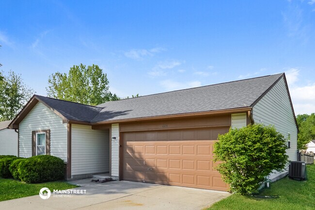 Building Photo - 6124 Rocky River Dr
