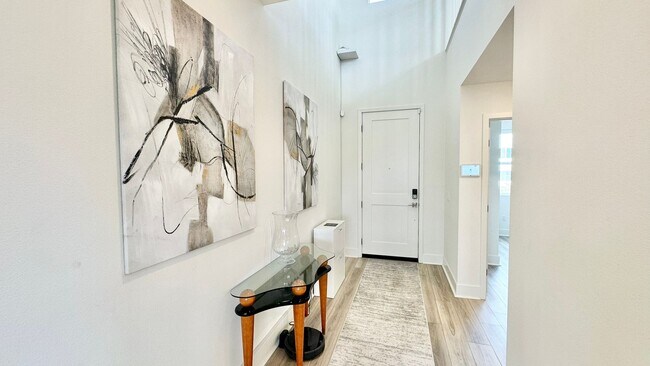 Building Photo - Beautifully Designed, and Upgraded, Newer ...