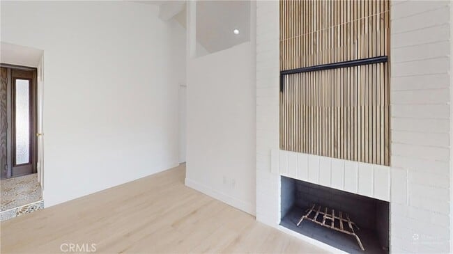 Building Photo - 2551 La Praix St