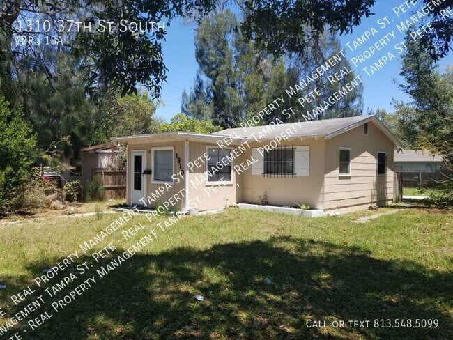 Building Photo - ***SECTION 8 HOUSING***