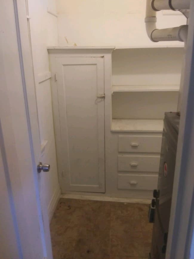 Pantry off Kitchen - 1508 N Luna Ave