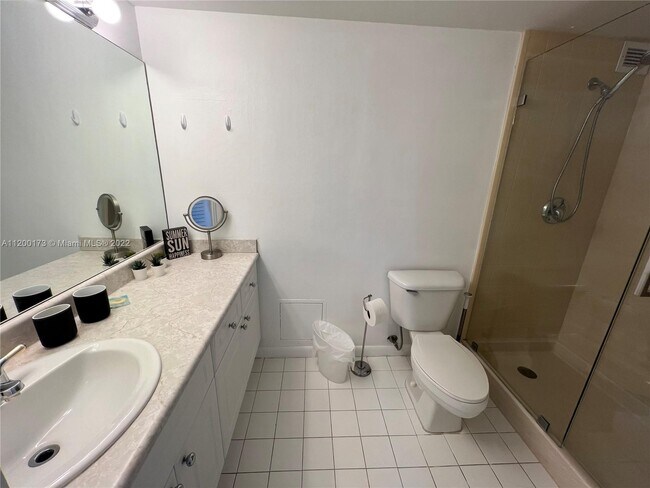 Foto del edificio - 2301 Collins Ave