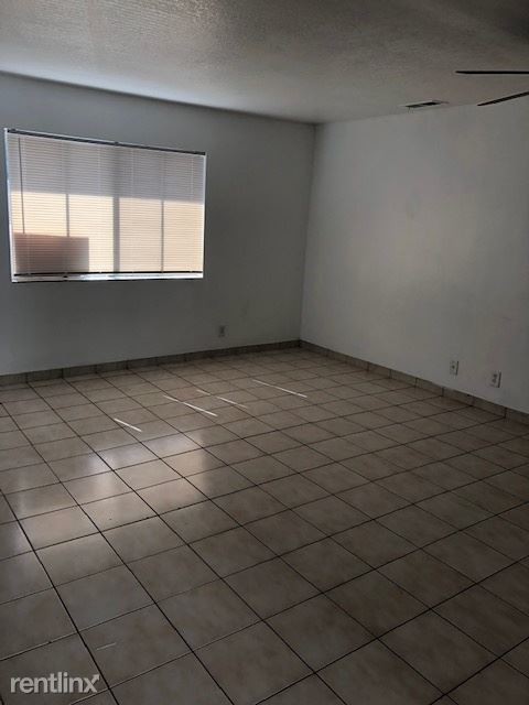 Foto del edificio - 1001 W 15th St