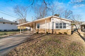 Building Photo - 1137 Landgraf Dr
