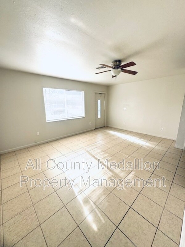 Foto del edificio - 120 Gordon Ave S