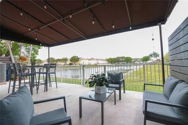 Foto del edificio - 10868 NW 84th St